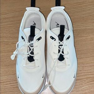 Nike AirMax Sneakers